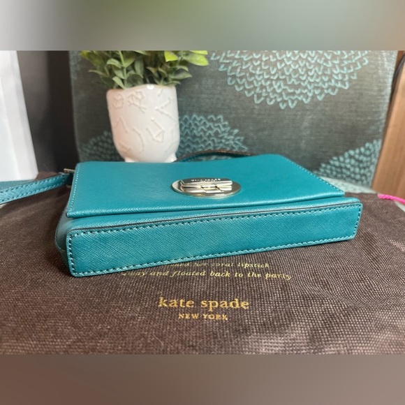 Kate Spade ♠️ teal crossbody bag with turn-lock closure - Picture 5 of 6